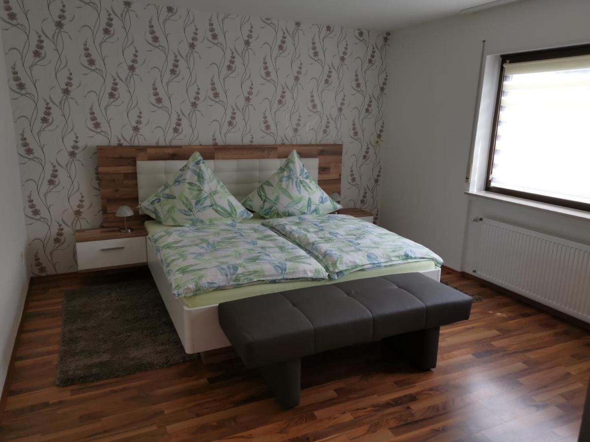 Ferienwohnung Moselblick 브루티크판켈 외부 사진
